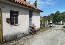 Prédio, Armazém Com Quintal, Terreno E Garagem...